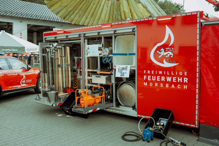 Kinderwagen Sicherheit Normen verständlich erklärt für sorgenfreies Fahren Kinderwagen mit geprüften Sicherheitsnormen für sicheren und sorgenfreien Alltag
