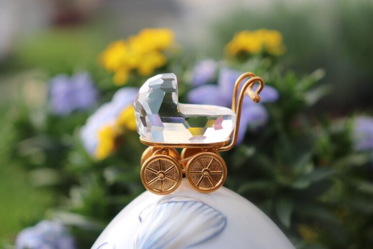 Exklusive Luxus Kinderwagen Marken und ihre Besonderheiten für modernen Lifestyle Exklusiver Luxus Kinderwagen moderner Marken mit edlem Design und innovativer Funktionalität